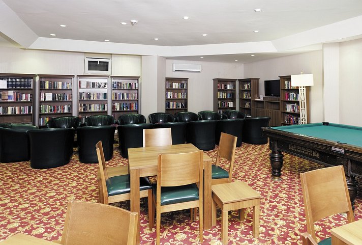 Febeach Hotel
