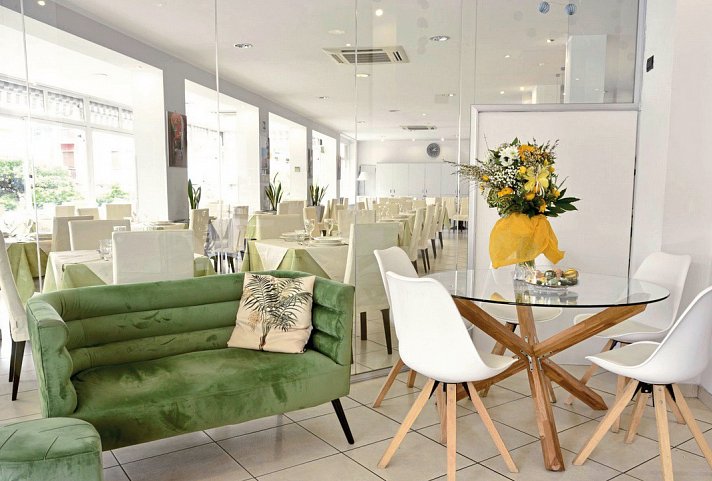 Hotel La Marina