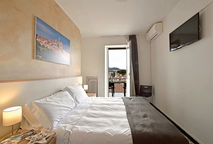 Hotel La Marina