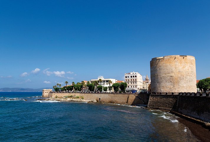 Autotour Das Beste von Sardinien und Korsika