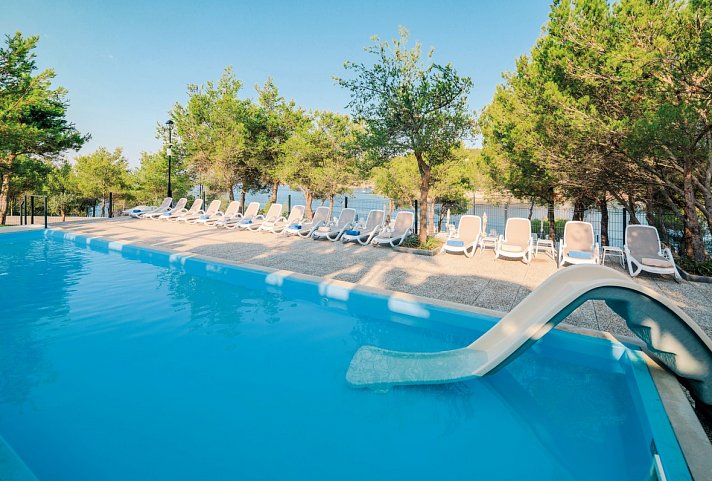 Gava Waterman Island Cottages