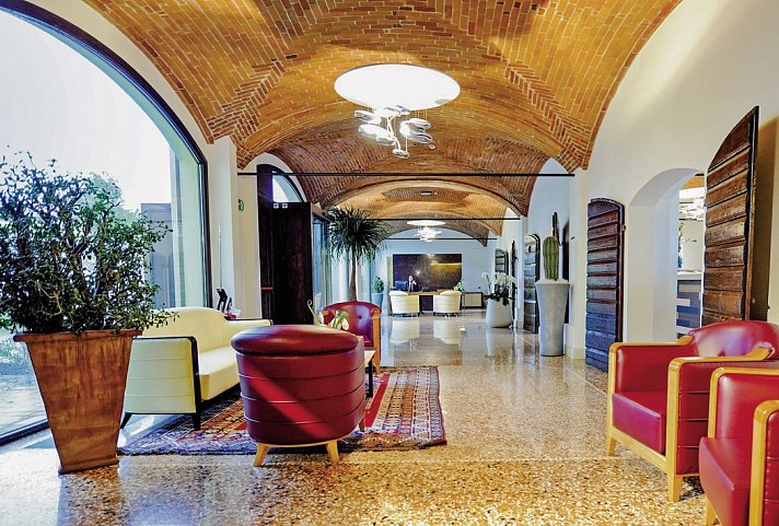The Ziba Hotel & Spa