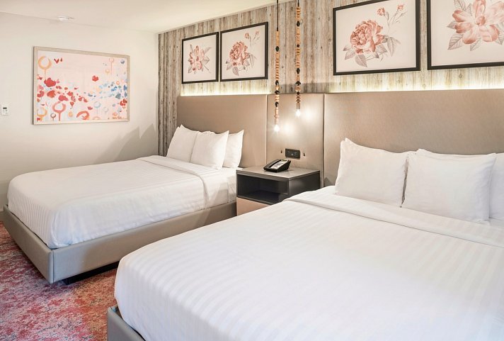 Cliffrose Springdale, Curio Collection by Hilton - Wohnbeispiel Riverside Double Queen (Zimmercodierung UG4)