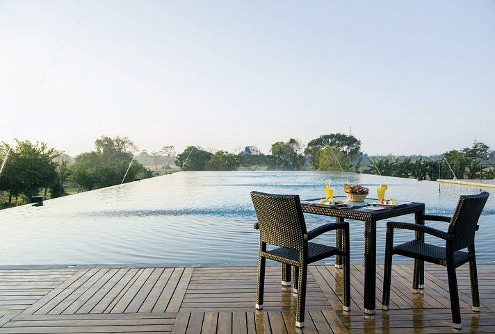 Aliya Resort & Spa