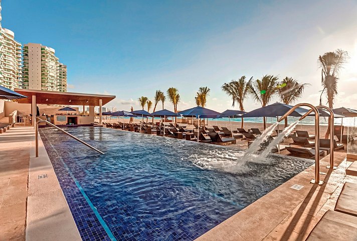 Royalton Chic Cancun