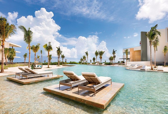 TRS Coral Hotel