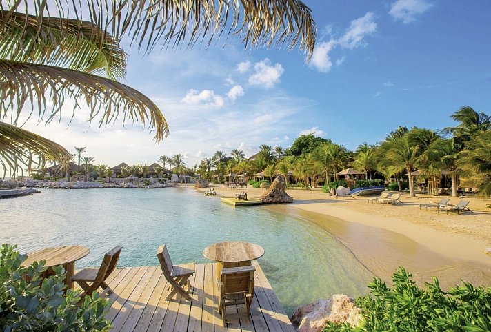 Baoase Luxury Resort