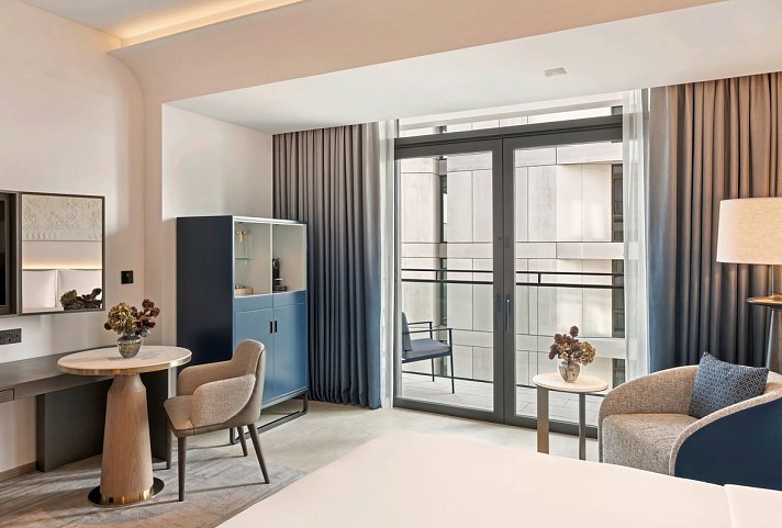 Palace Dubai Creek Harbour - Wohnbeispiel Deluxe Partial Canal View Room (Zimmercodierung DD2)