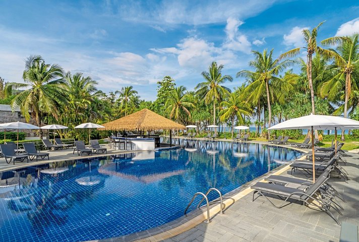 Kamala Beach Resort (A Sunprime Resort)