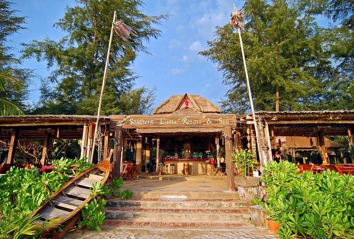 Southern Lanta Resort