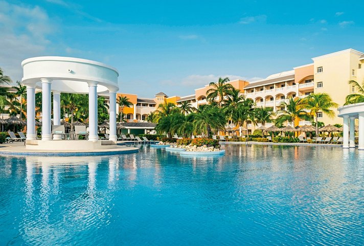 Iberostar Selection Rose Hall Suites