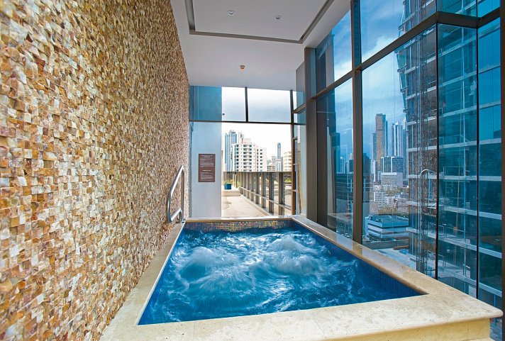 Global Hotel Panama