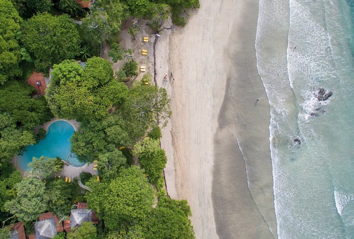 Capitán Suizo Beachfront Boutique Hotel
