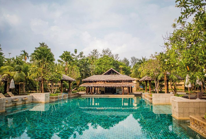 Centara Koh Chang Tropicana Resort