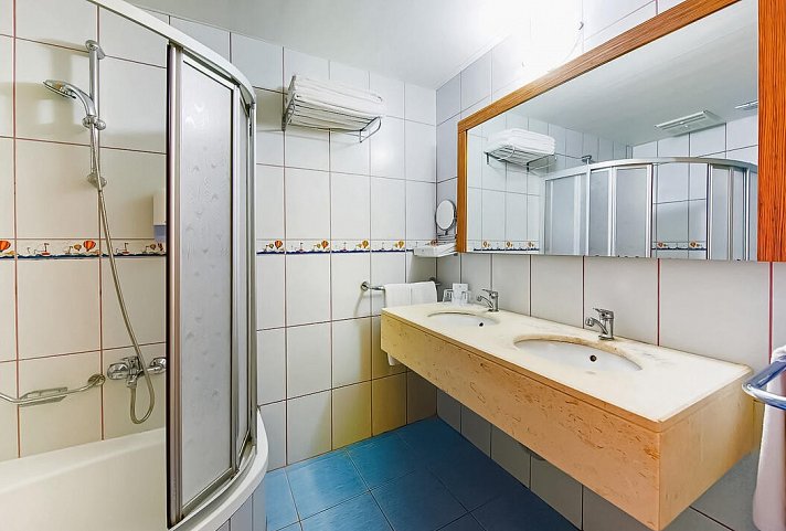 Miarosa Kemer Beach - Beispiel Bad Doppelzimmer (Zimmercodierungen DB1 & DB2)