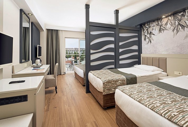 Seaden Sea World Resort & Spa - Wohnbeispiel Doppelzimmer Standard Landblick (Zimmercodierung DBL)