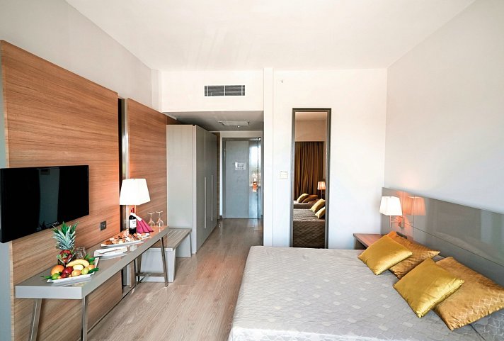 Calimera Serra Palace - Wohnbeispiel Doppelzimmer Landblick (Zimmercodierungen DEL, DBL, DCL, DBM, DPL, DB1 & DQM)