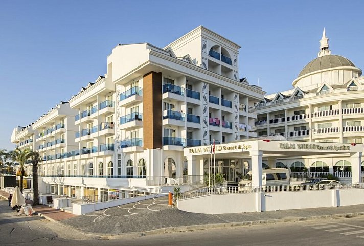 Palm World Side Resort & Spa