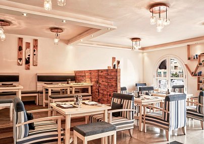 Captain's Inn El Gouna