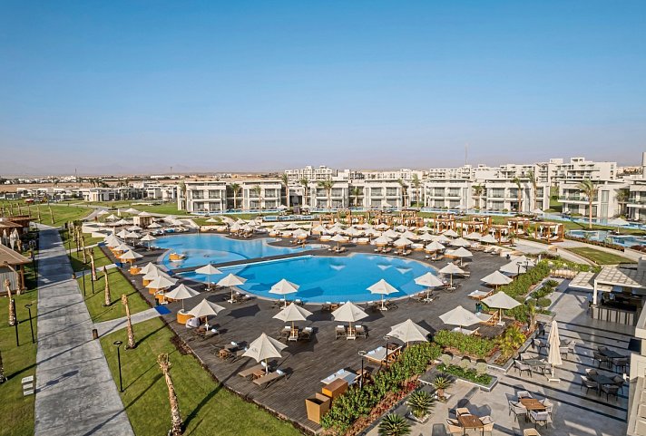 Rixos Premium Magawish Suites & Villas