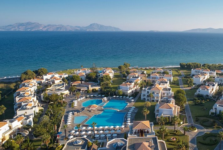Neptune Luxury Resort