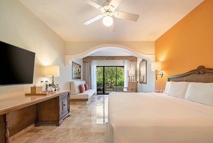 Iberostar Waves Paraiso Beach