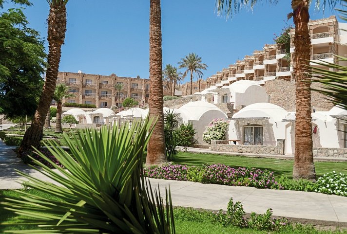 Brayka Bay Resort