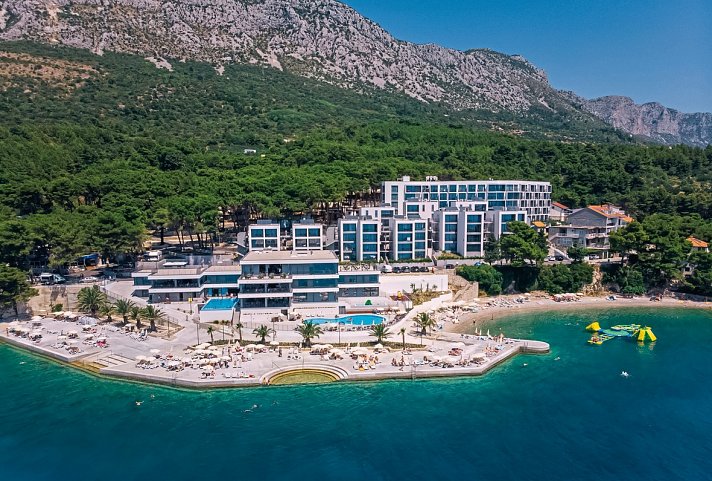 Morenia Beach Resort